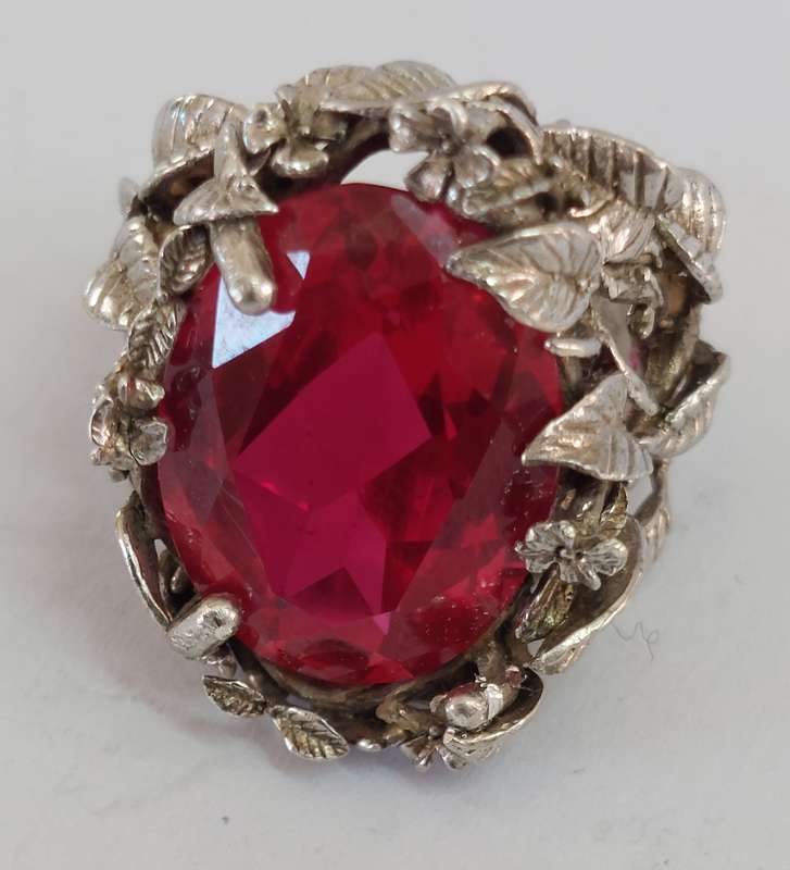 Spectacular large vintage sterling silver ruby ring 16.3g