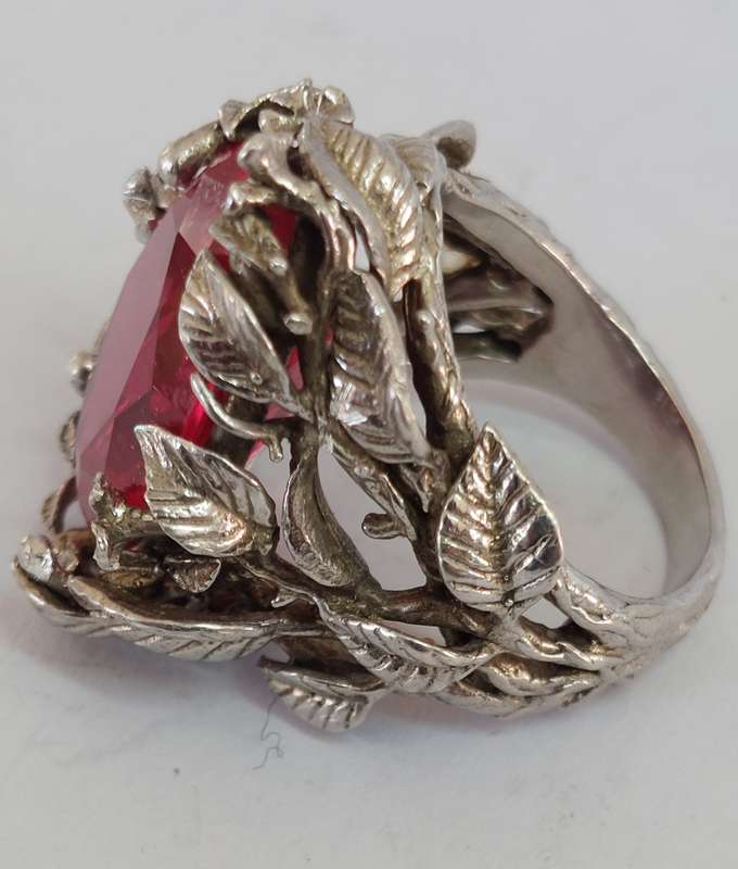 Spectacular large vintage sterling silver ruby ring 16.3g
