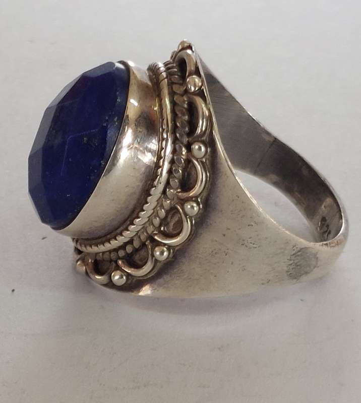 Magnificent vintage sterling silver faceted lapis lazuli ring 6.0g
