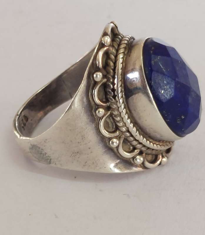 Magnificent vintage sterling silver faceted lapis lazuli ring 6.0g