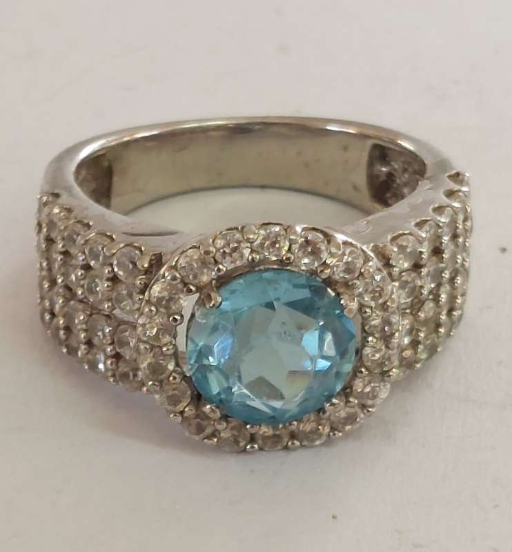 Gorgeous vintage sterling silver topaz & cz ring 5.9g
