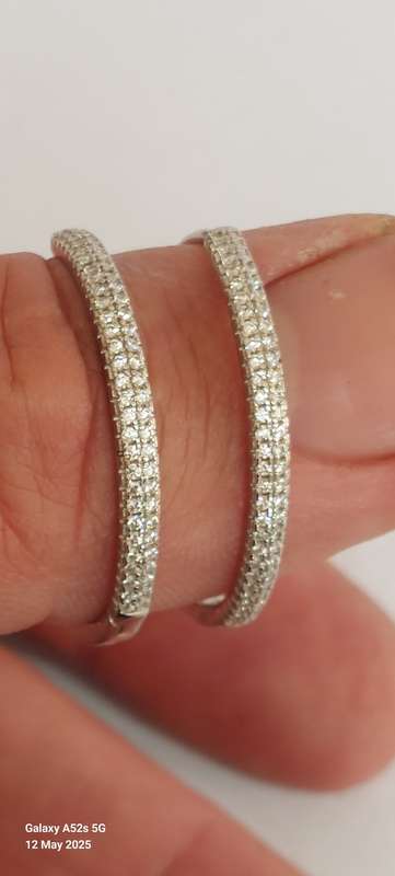 Gorgeous sterling silver cz hoop earrings amazing quality 5.7g value R850