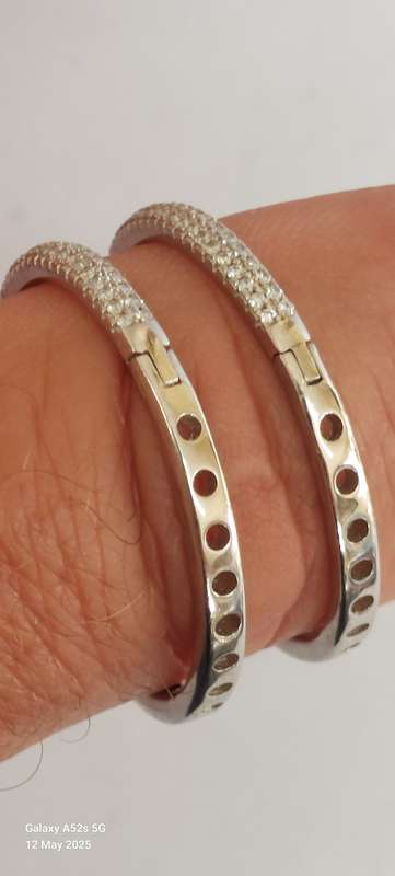 Gorgeous sterling silver cz hoop earrings amazing quality 5.7g value R850