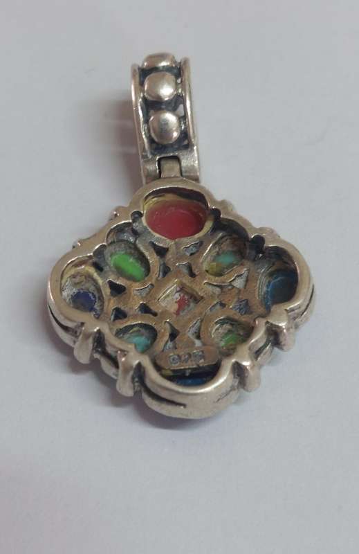 WOW!! Vintage sterling silver multi stone pendant 7.2g