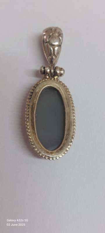 Gorgeous vintage sterling silver rainbow Druzy pendant 5.3g