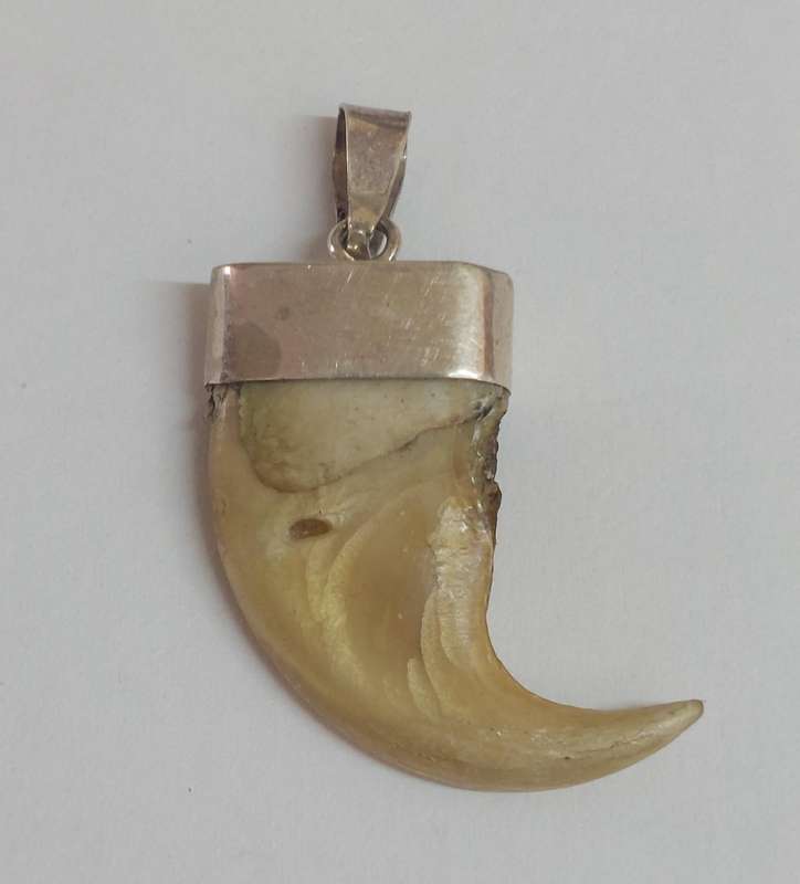 Rare vintage sterling silver lion claw pendant 2.9g