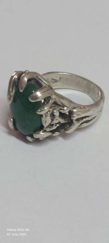 Rare!! Vintage Brutalist sterling silver Jade ring 10.8g