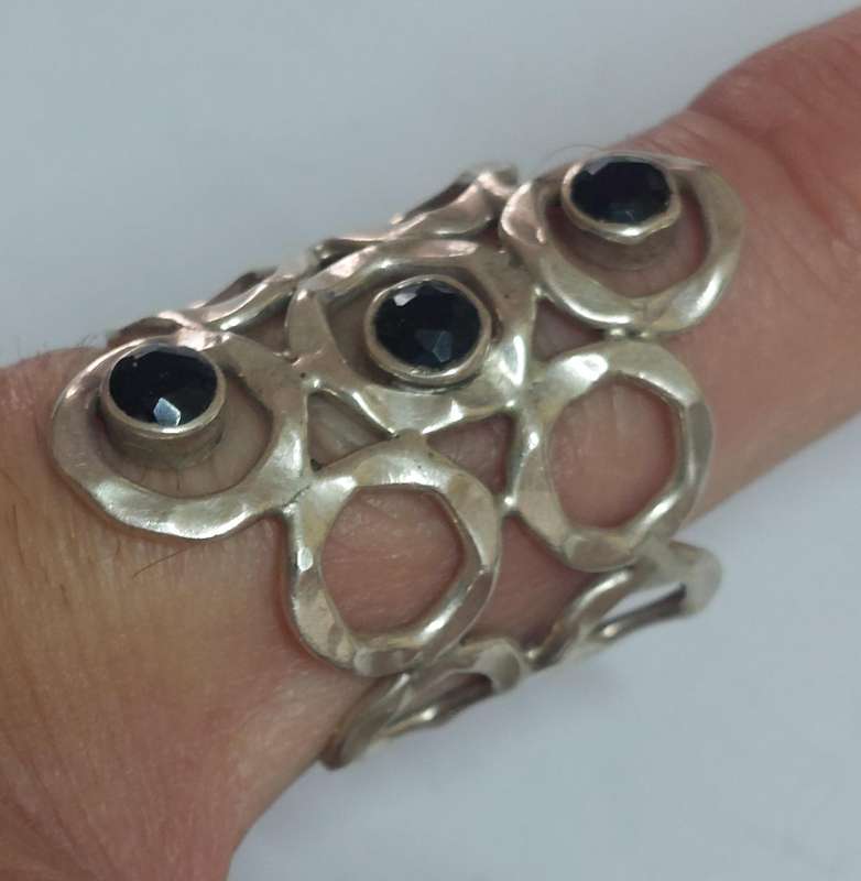 Fantastic design sterling silver onyx ring 7.3g WOW!!