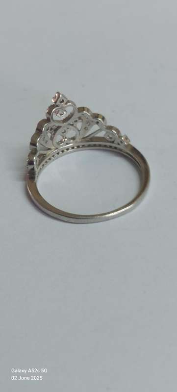 Stunning vintage sterling silver cz princess Tiara ring 2.3g