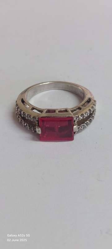 Vintage sterling silver ruby & cz ring 6.6g