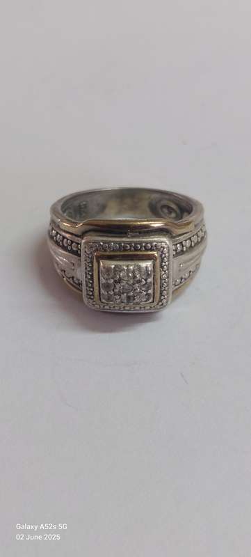 Amazing!! Vintage sterling silver & 9ct gold diamond ring 6.4g WOW!!