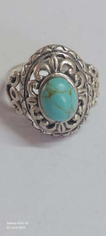 Exceptional!! Large Sterling silver turquoise ring 6.1g