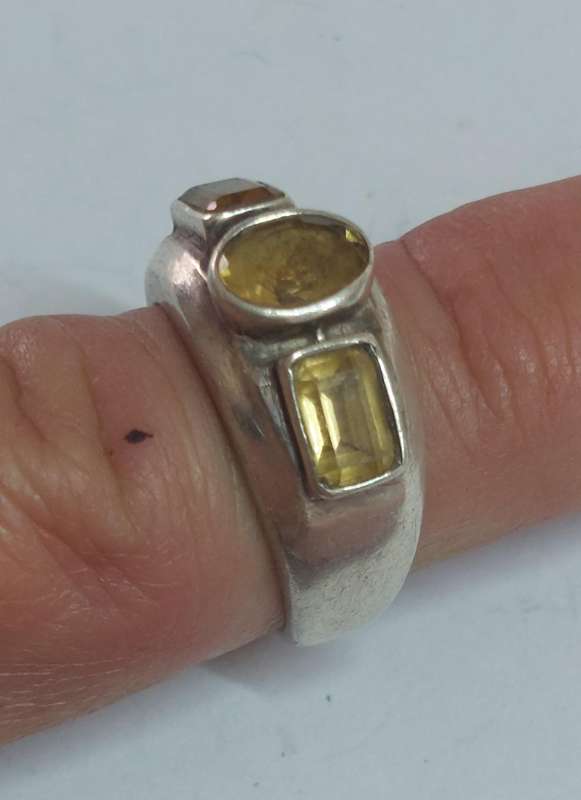 Gorgeous vintage sterling silver citrine ring 5.7g