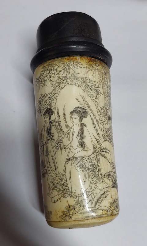 Antique Chinese oxbone scrimshaw cricket box circa 1900 Value R2500