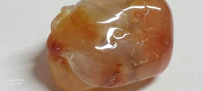 Amazing 19th century Chinese agate carving of mythical creature on a flower circa 1880's Value R6500