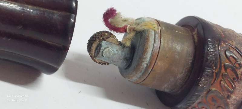 Rare!! Vintage Coca cola bottle fuel lighter Wow!!
