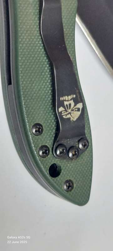 Kershaw Emerson 60740 Blk knife with box and papers unused like new!! Value R1300