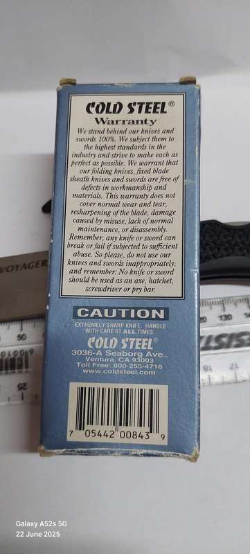 Cold Steel Voyager 29TMC medium knife with box & extra clip unused like new!!