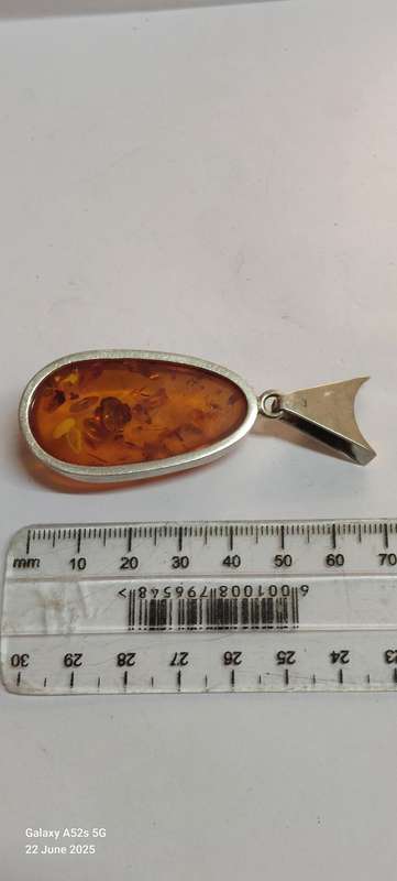 Exquisite large vintage sterling silver Baltic amber pendant 19.5g Value R2000