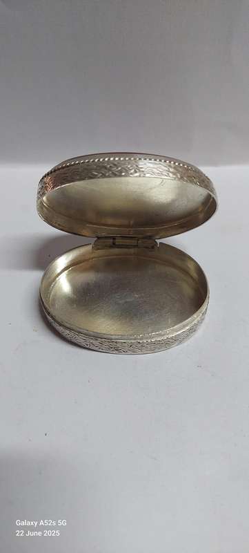 Rare!! Vintage 900 silver Yemeni Aqeeq agate prayer stone pill box 43.7g WOW!!