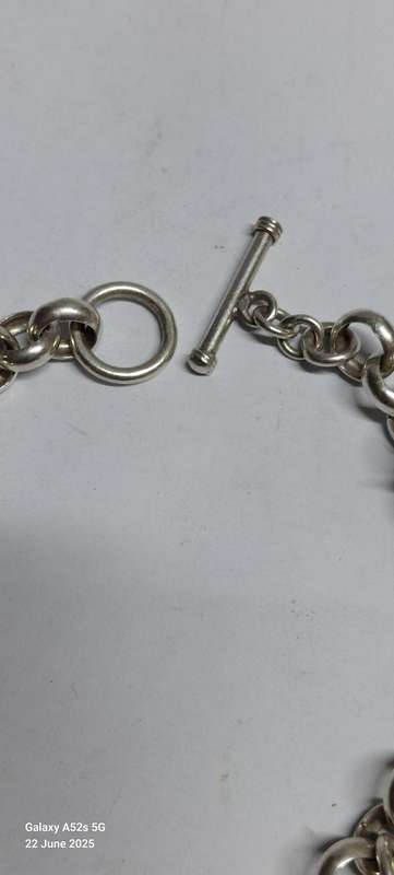 Spectacular large sterling silver handbag charm bracelet 33.7g