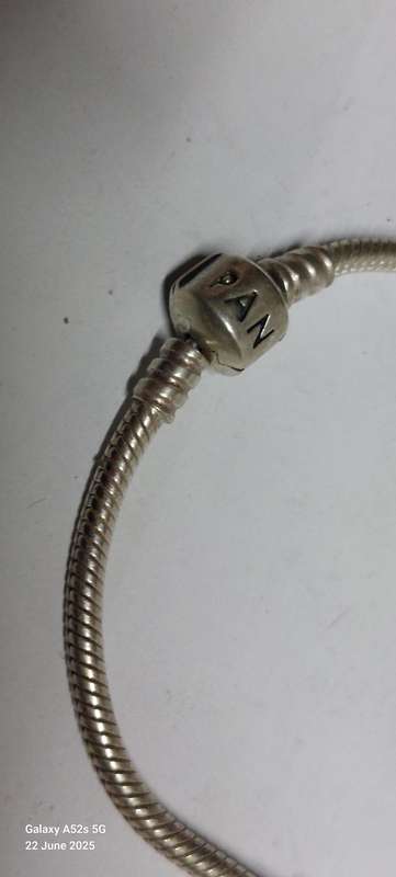 Pandora sterling silver charm bracelet 13.9g