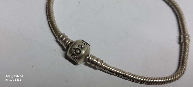 Pandora sterling silver charm bracelet 13.9g
