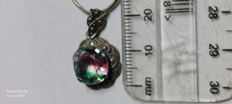 Vintage Studio Quattro sterling silver rhinestone pendant & chain 6.0g