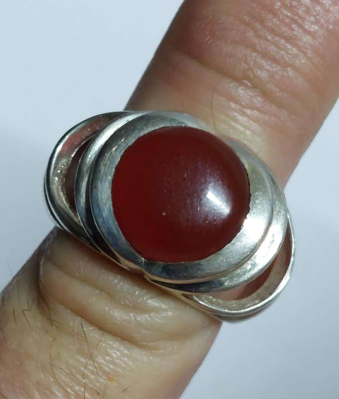 Amazing sterling silver carnelian ring 10.2g