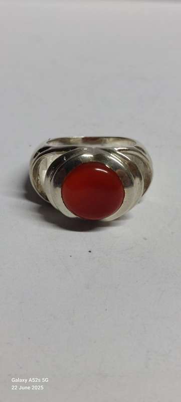 Amazing sterling silver carnelian ring 10.2g