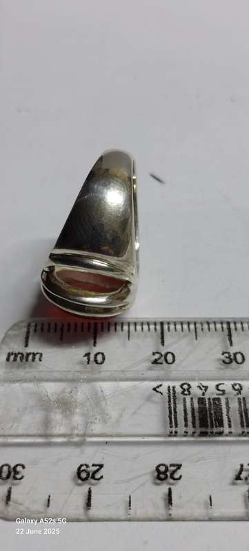 Amazing sterling silver carnelian ring 10.2g