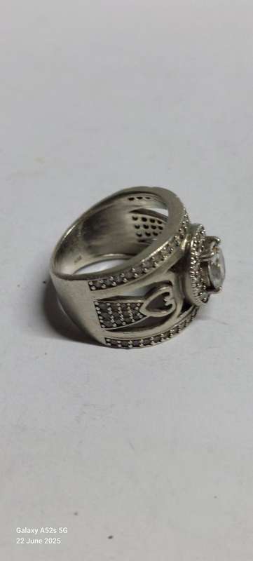 Magnificent sterling silver cz ring 7.1g