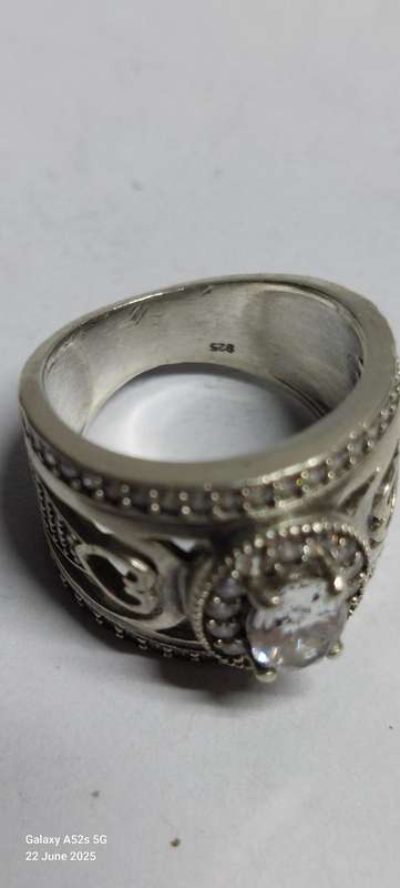 Magnificent sterling silver cz ring 7.1g