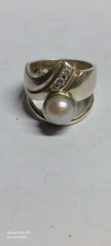 Large vintage sterling silver pearl & cz ring 10.8g