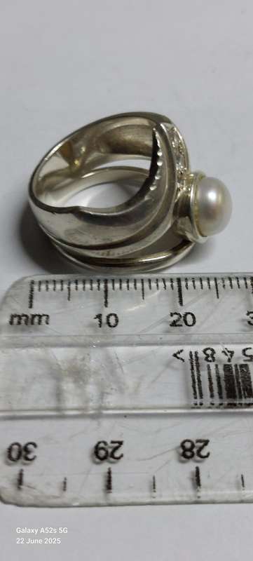 Large vintage sterling silver pearl & cz ring 10.8g