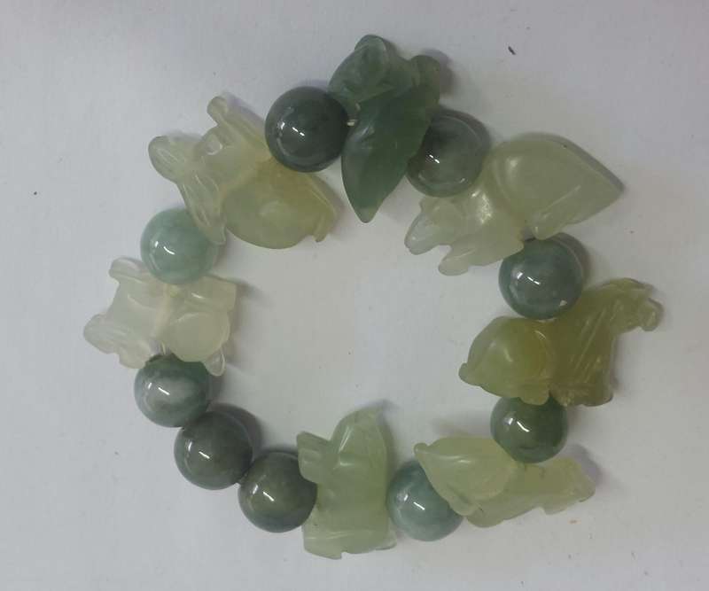 Stunning vintage Chinese Zodiac Jade bracelet Wow!!