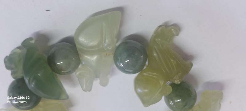 Stunning vintage Chinese Zodiac Jade bracelet Wow!!