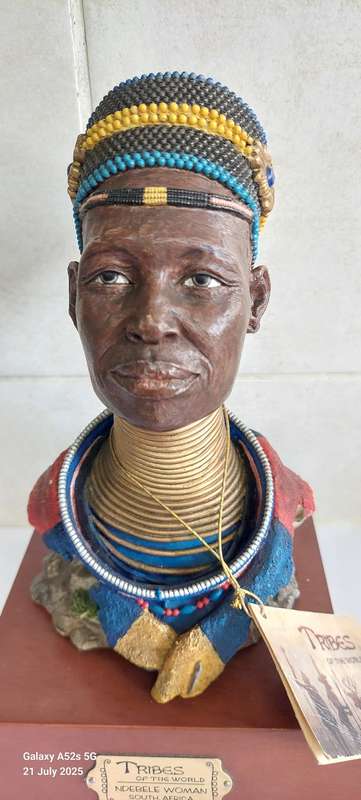 Vintage Tribes of the world Ndebele woman figurine Value R1500e