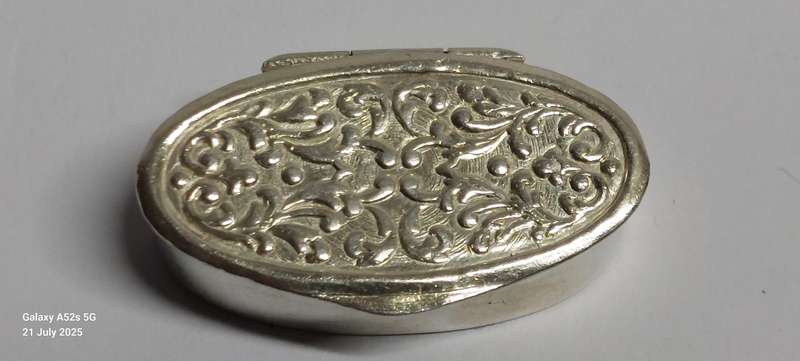 Gorgeous vintage sterling silver pillbox 14.5g