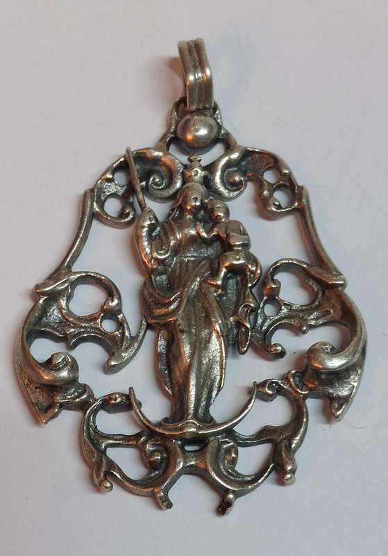 Rare!! BAS sterling silver Mother & child pendant by Blachian Antik Schmuck 15.8g Value R3500