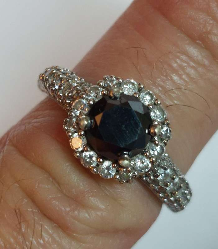 Beautiful sterling silver black moisonite & cz ring 3.5g