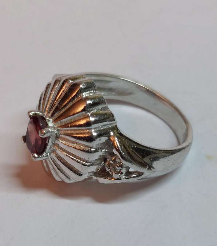 Gorgeous sterling silver garnet & cz ring 5.2g