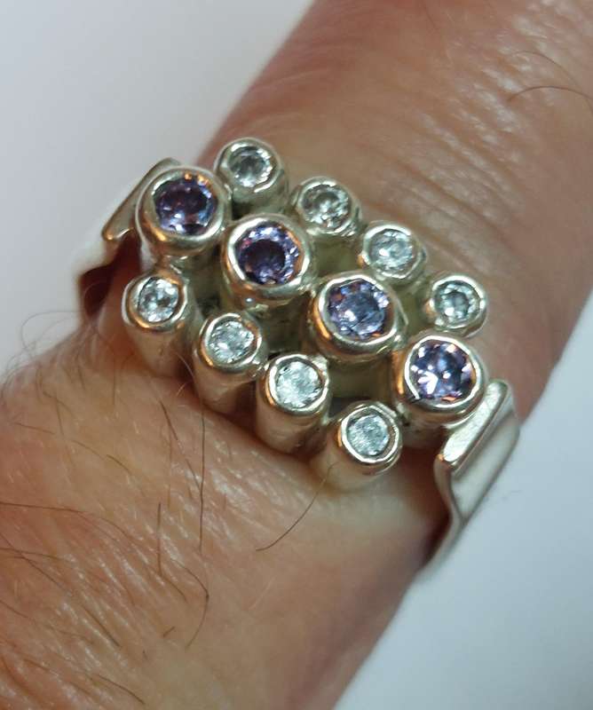 Exquisite vintage sterling silver cz ring  5.8g