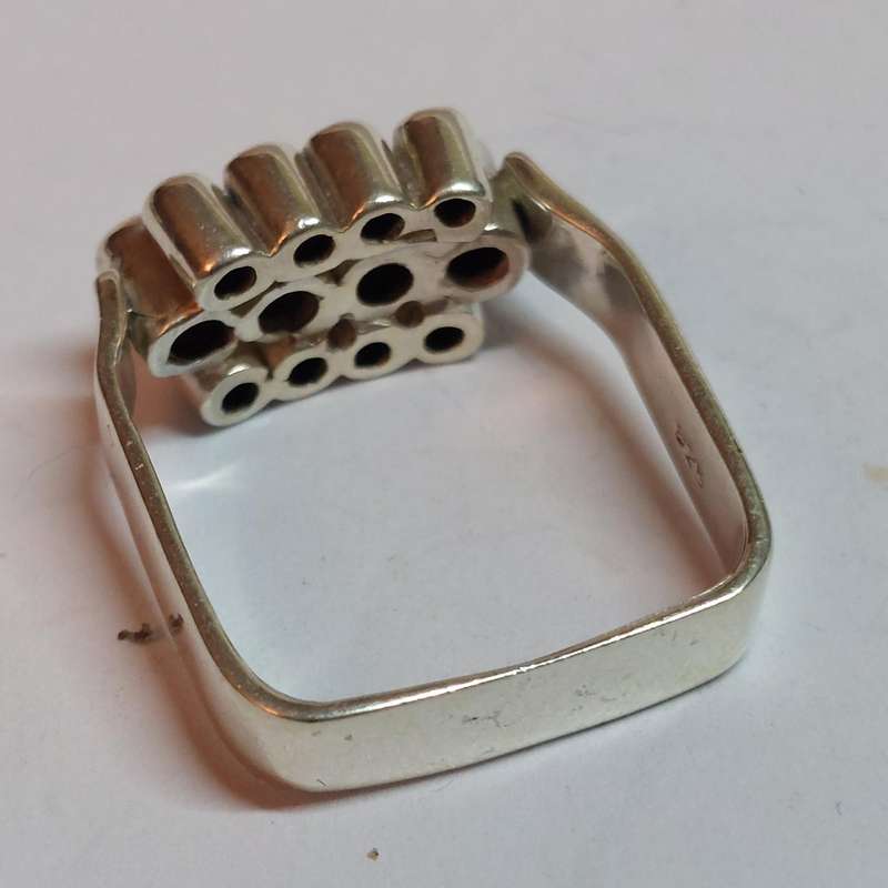 Exquisite vintage sterling silver cz ring  5.8g