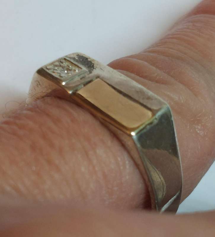 Wow vintage sterling silver & 9ct gold mens ring 3.3g