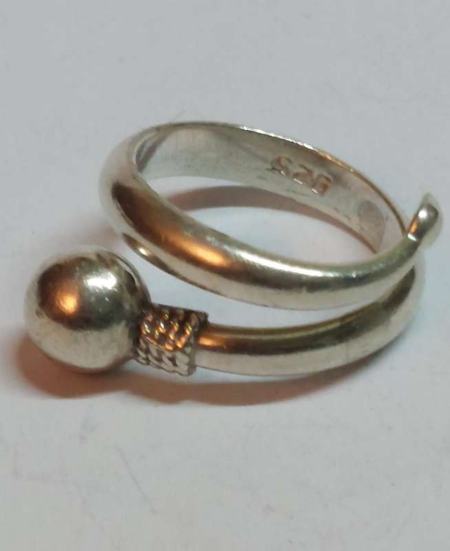 Stunning vintage sterling silver ring 5.4g