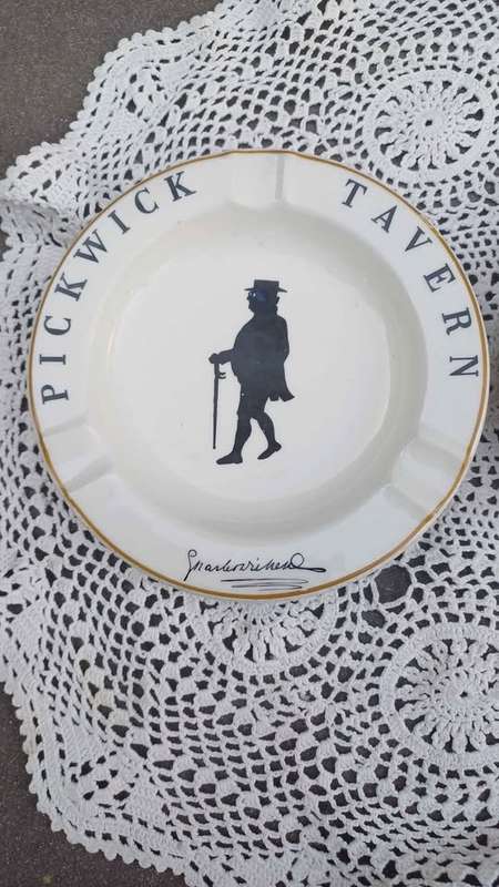 2 Vintage ashtrays - Pickwick Tavern and Maxims - Continental China