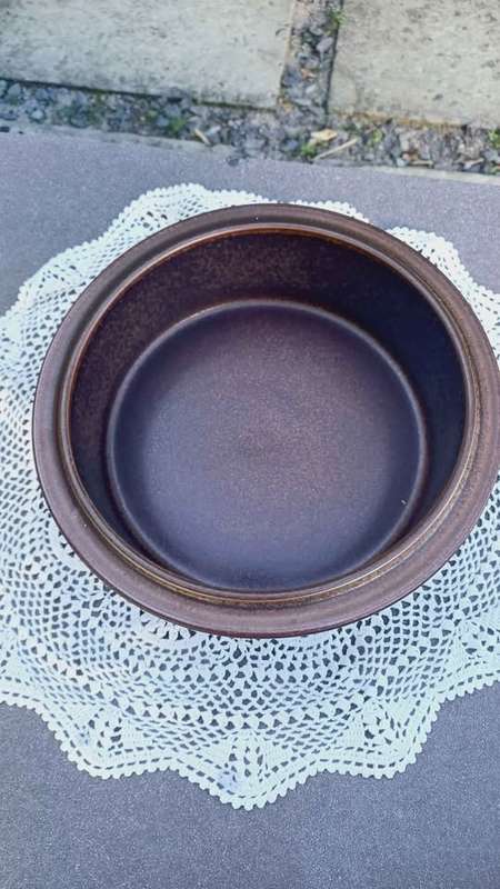 Arabia of Finland lidded casserole dish