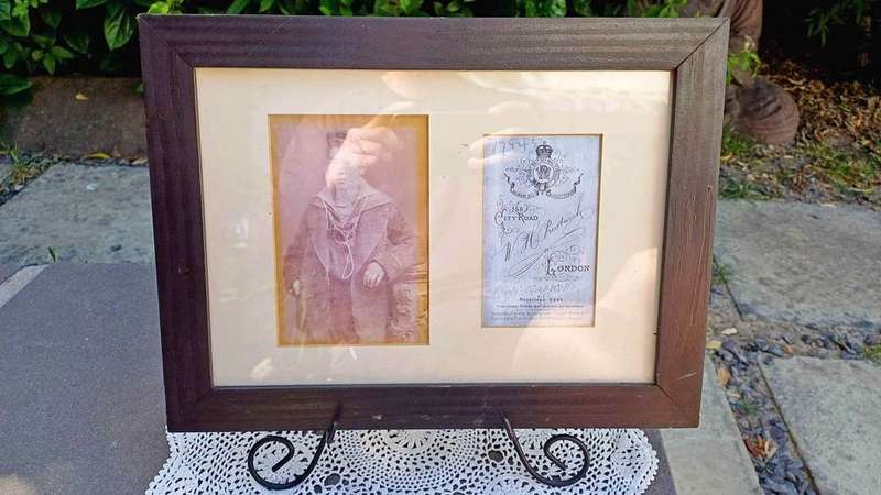 Framed Antique Photo - Thomas Daniel Nicholls 1875 aged 15 (provenance attached on back)