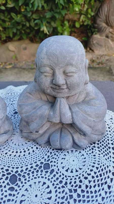 Set of 2 small concrete meditating Buddhas